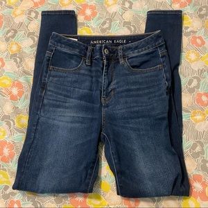 American eagle “Super Hi-Rise” Jeggings